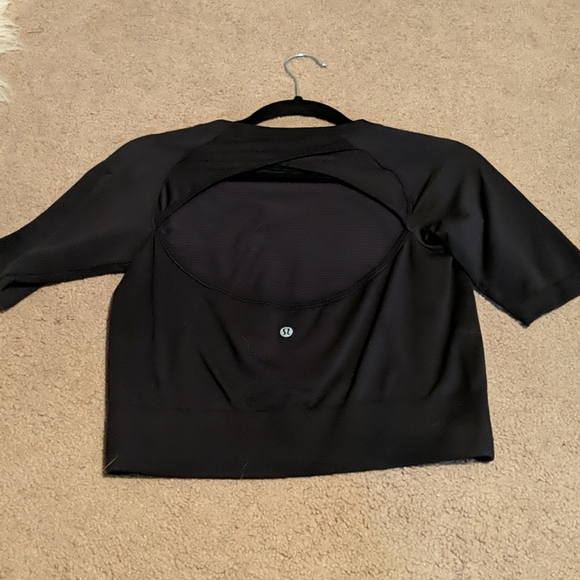 Lululemon Swiftly Train Short Sleeve 2.0 - Picture 7 of 7